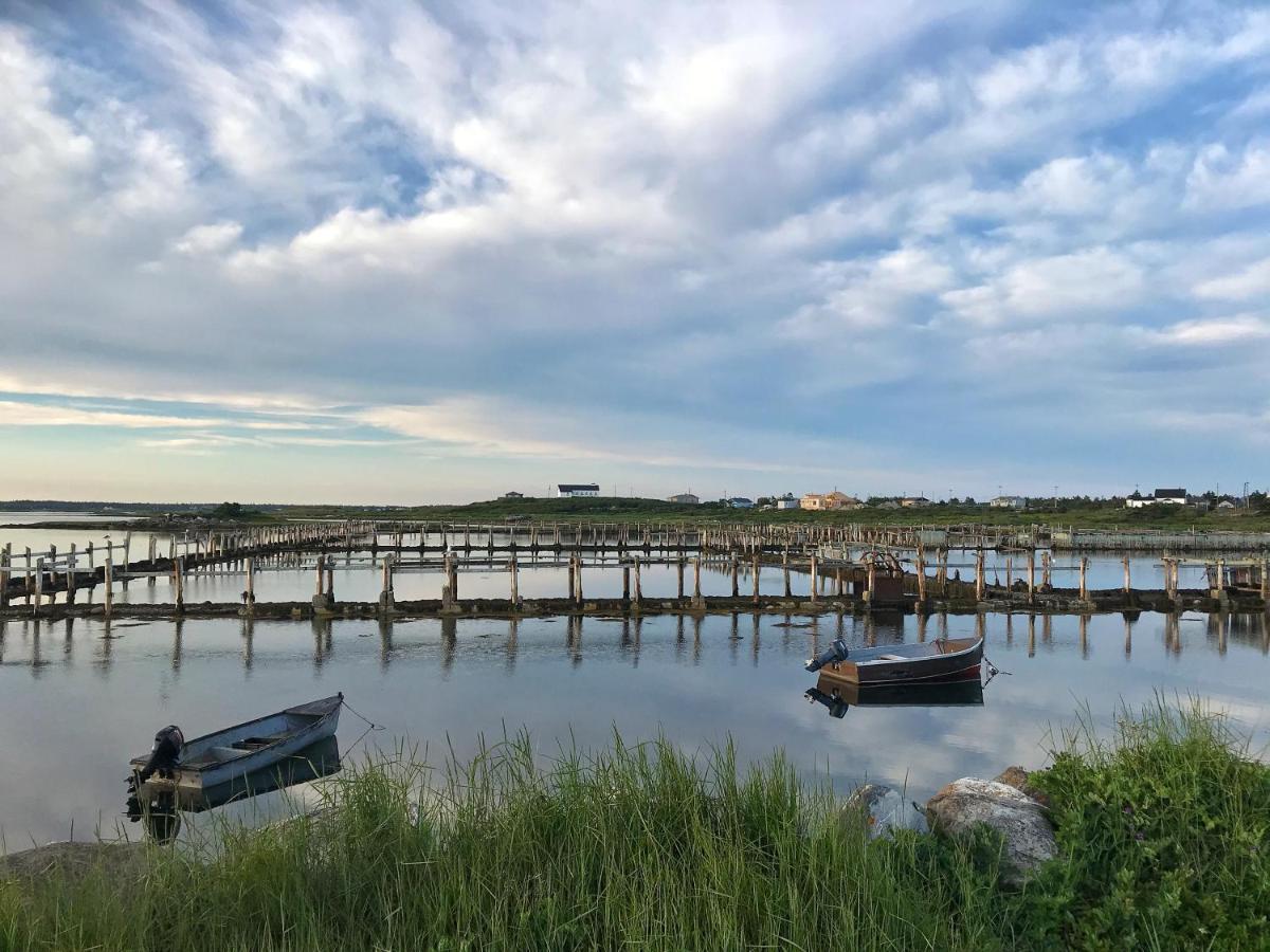 The East Wind Guesthouse Clark's Harbour Екстериор снимка