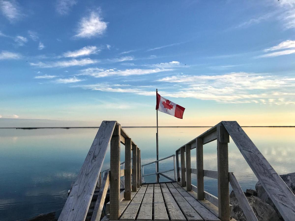 The East Wind Guesthouse Clark's Harbour Екстериор снимка